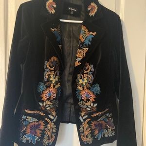 Le Chateau black blazer